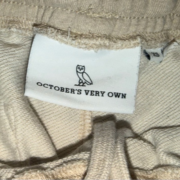 October’s Very Own (OVO) CLASSIC SWEATSHORT - SANDSTONE (XS) - Picture 2 of 3